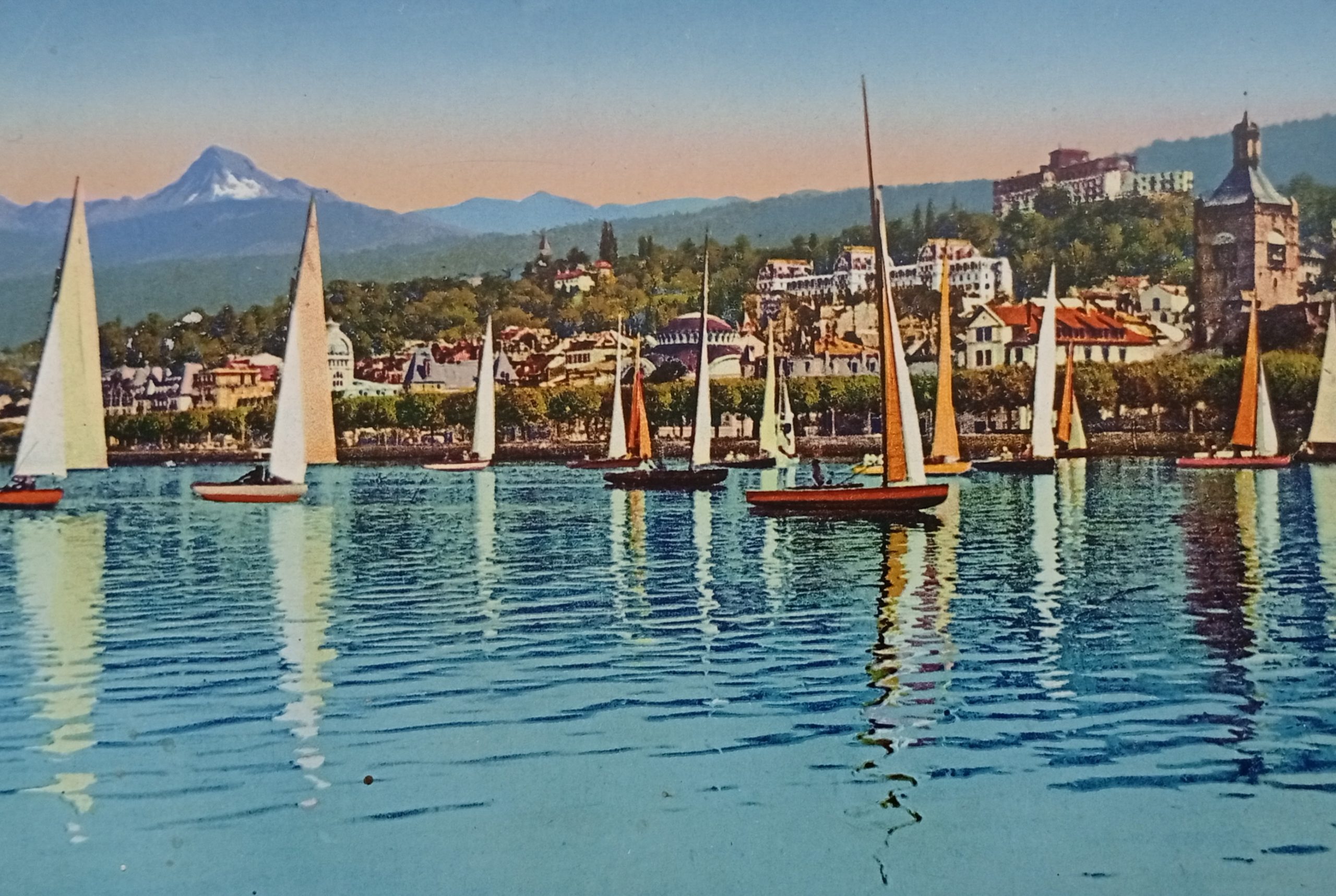 Evians les Bains I Panorama du Lac - Les Régates I 1942 © Cie des Arts Photomécaniqes - Strasbourg