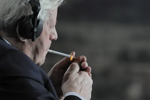 Helmut Schmidt I seen on www.google.com